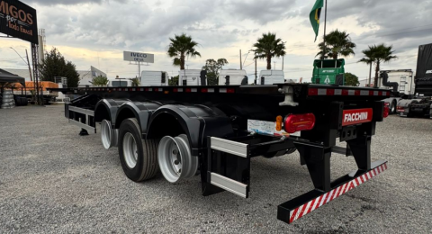 BUG PORTA CONTEINER 4 PINOS 40 PÉS 0 KM